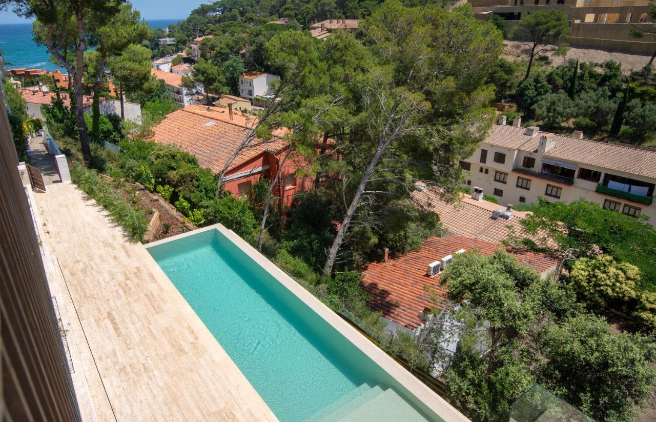 La Vie En Rouge Sa Riera Duplex, Private Parking Apartment Begur Exterior photo