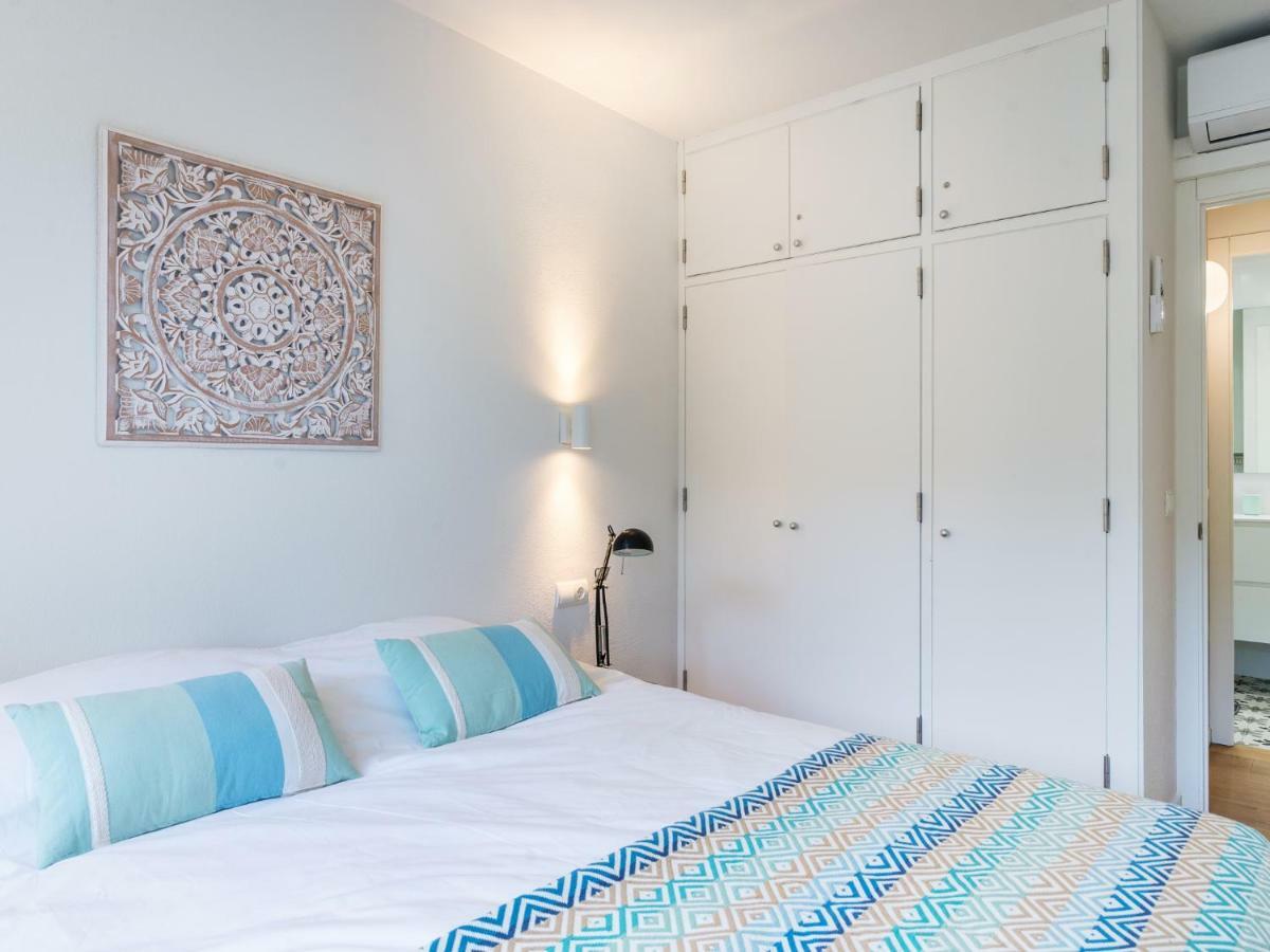 La Vie En Rouge Sa Riera Duplex, Private Parking Apartment Begur Exterior photo